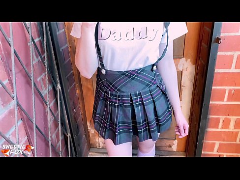 ❤️ Школачы Сосут анын Дик терең жана трахает ордуна класстар. ❤️❌ Порно видео ky.xxxpornimages.ru ❤